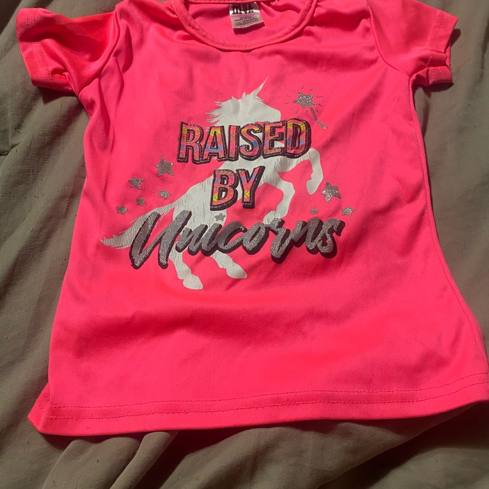Diva Bright‎ Pink Unicorn Kids T-Shirt